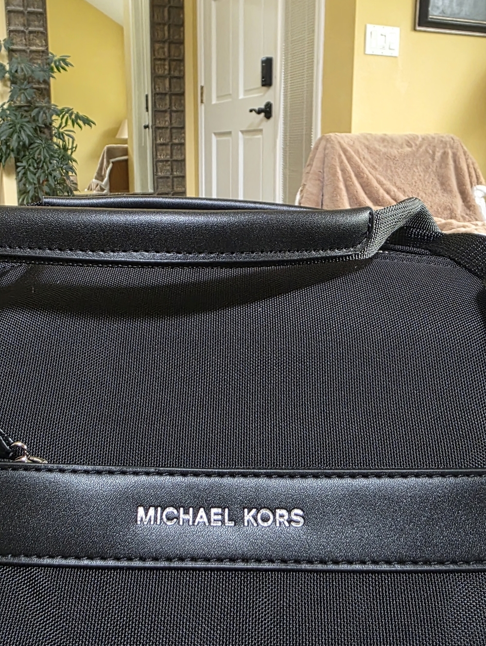 Michael Kors Black Men's Duffel Bag with Adjustable Shoulder Strap - Picture 3 of 8